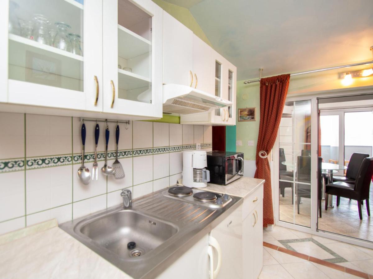 Apartment Ivana-4 By Interhome Raslina Exterior photo